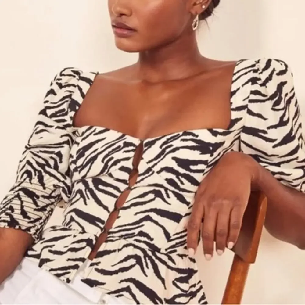 Reformation Dallas Top in Black White Zebra Print Size 6